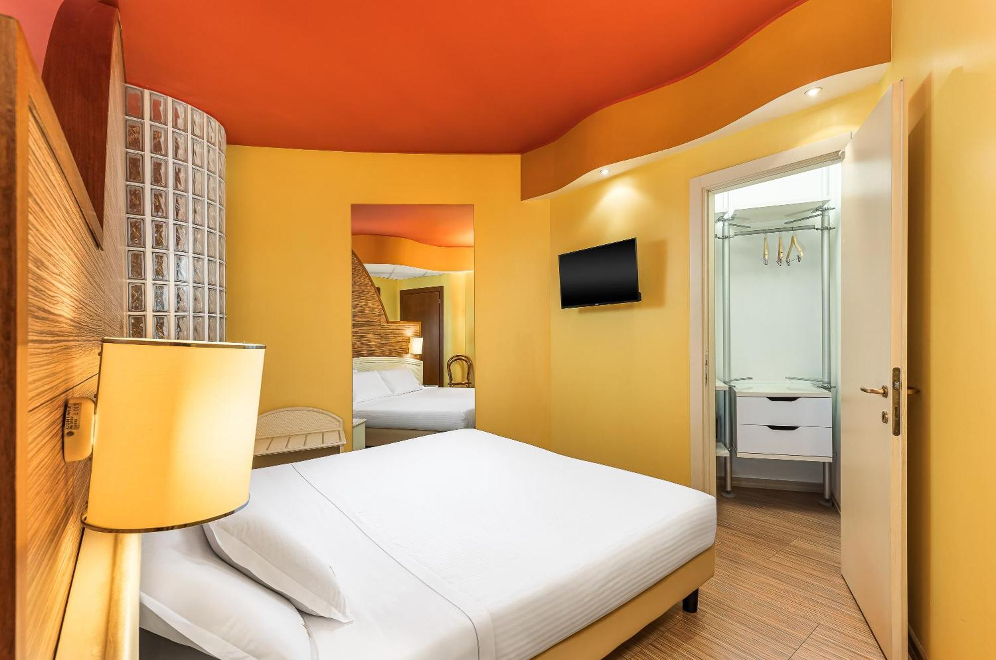 Welcome Hotel Legnano Exterior photo